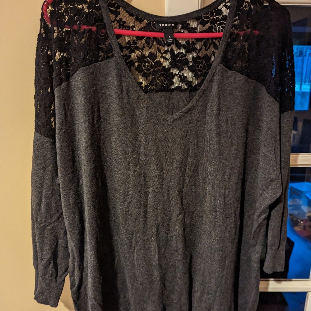 Torrid lace sweater size 4